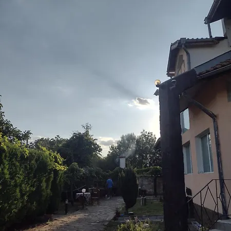 Konukevi Plamena